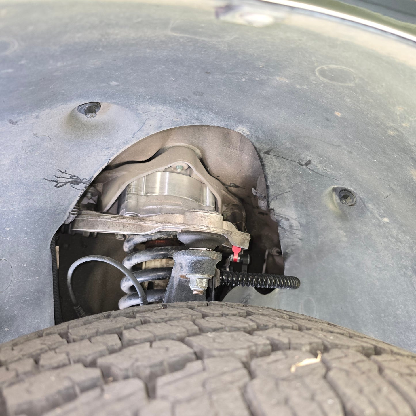 Berg Peaks Gen 1 Cayenne/Touareg/Q7 2” Steel Spring Suspension Lift Kit