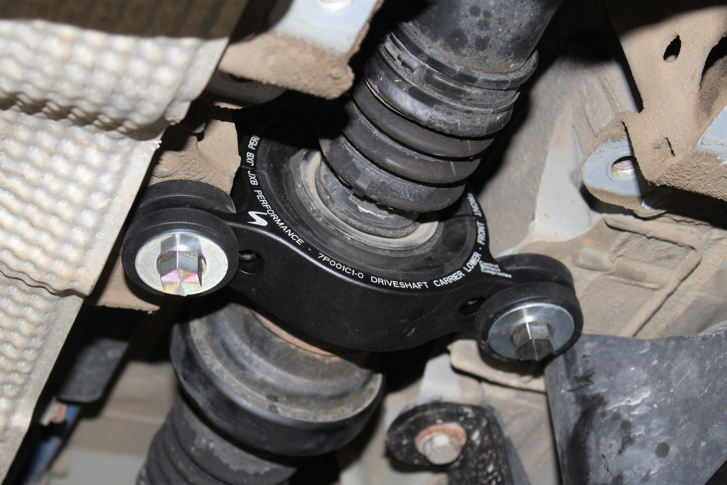 Porsche 955/957 Cayenne, VW 7L Touareg Driveshaft Center Support Bearing Carrier Upgrade (95501A0)