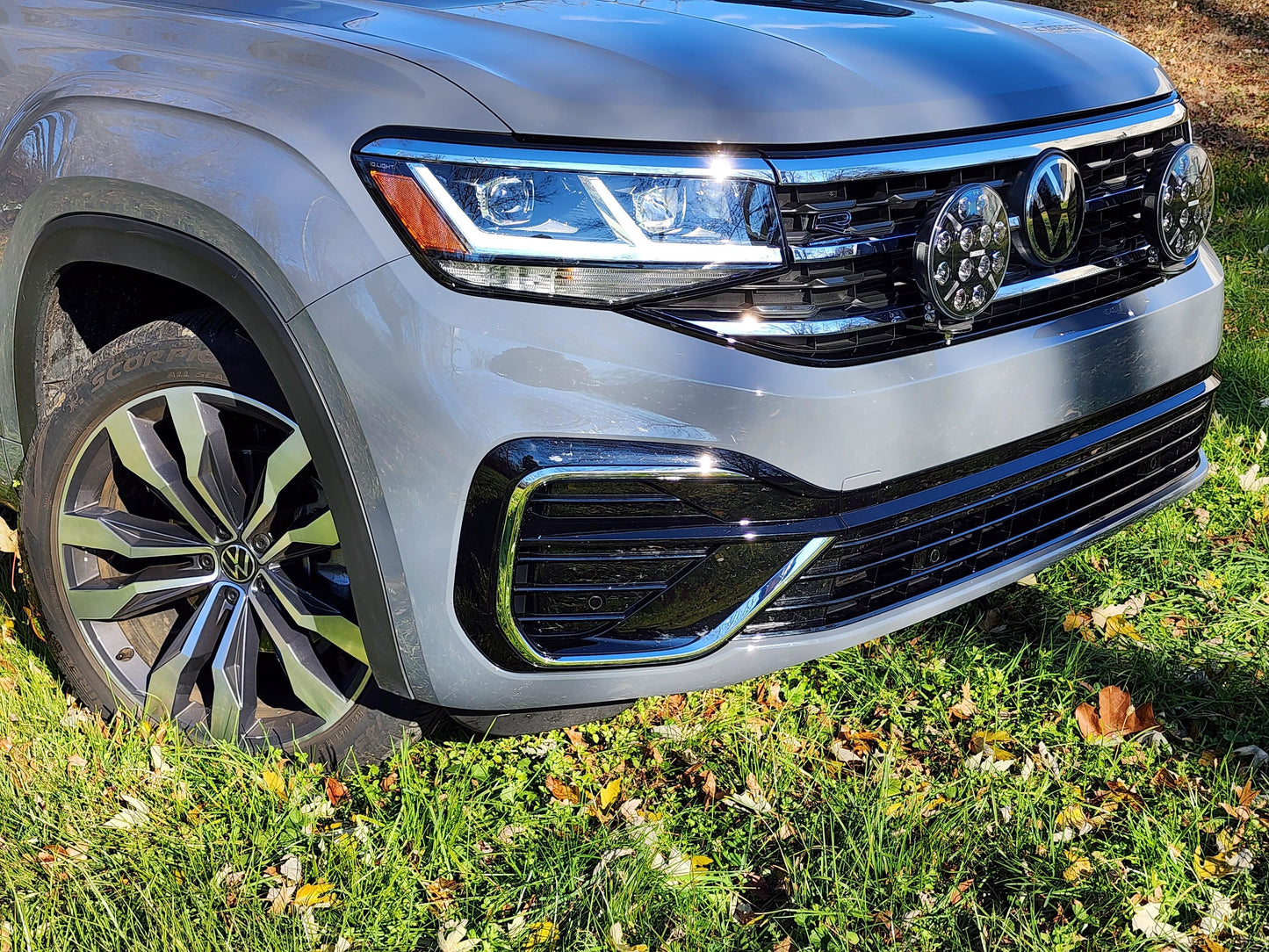 B2BFAB Atlas Auxiliary Light Bracket, for 2020+ facelift Atlas models - Berg Peaks Off-Road