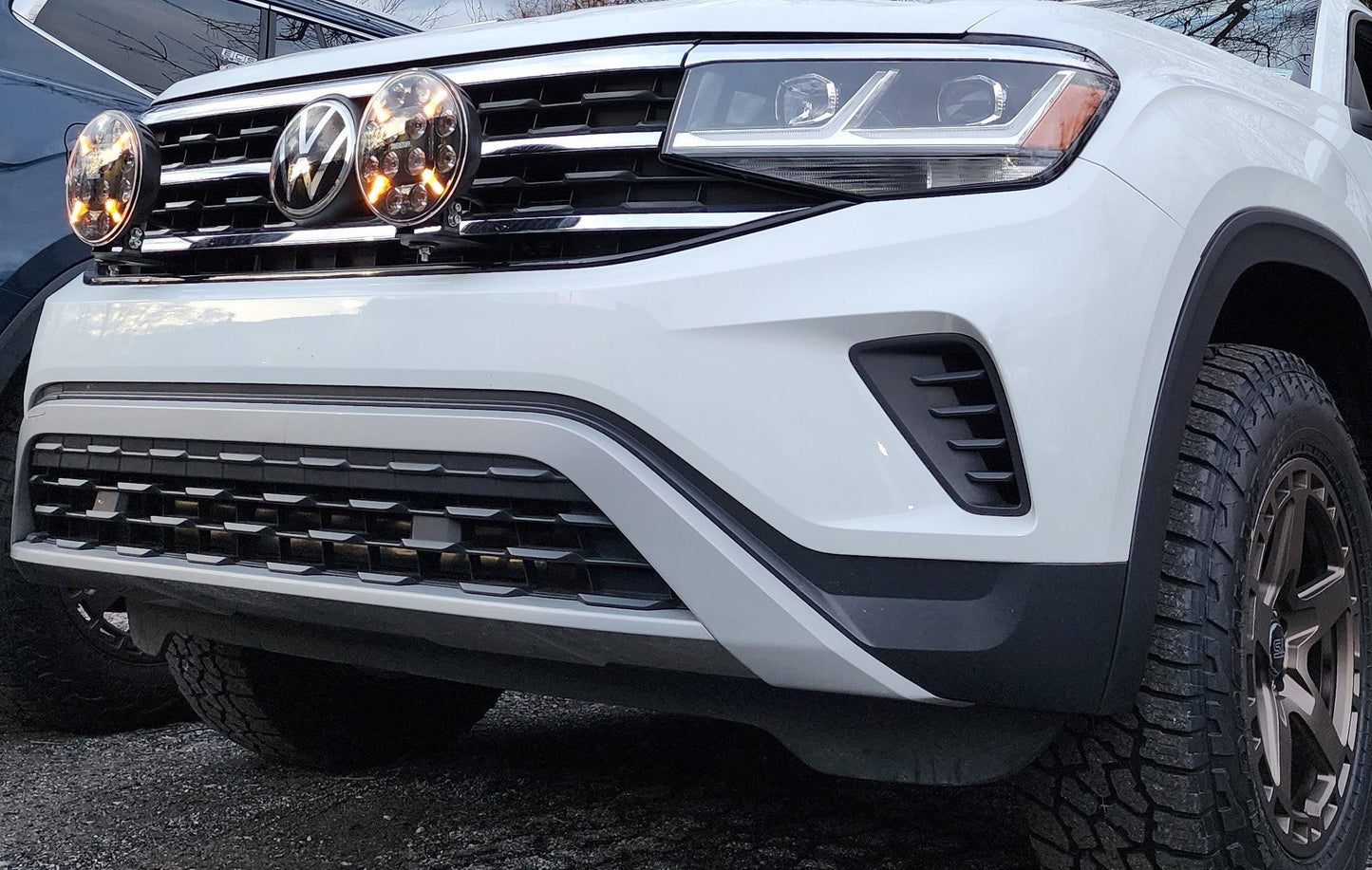 B2BFAB Atlas Auxiliary Light Bracket, for 2020+ facelift Atlas models - Berg Peaks Off-Road