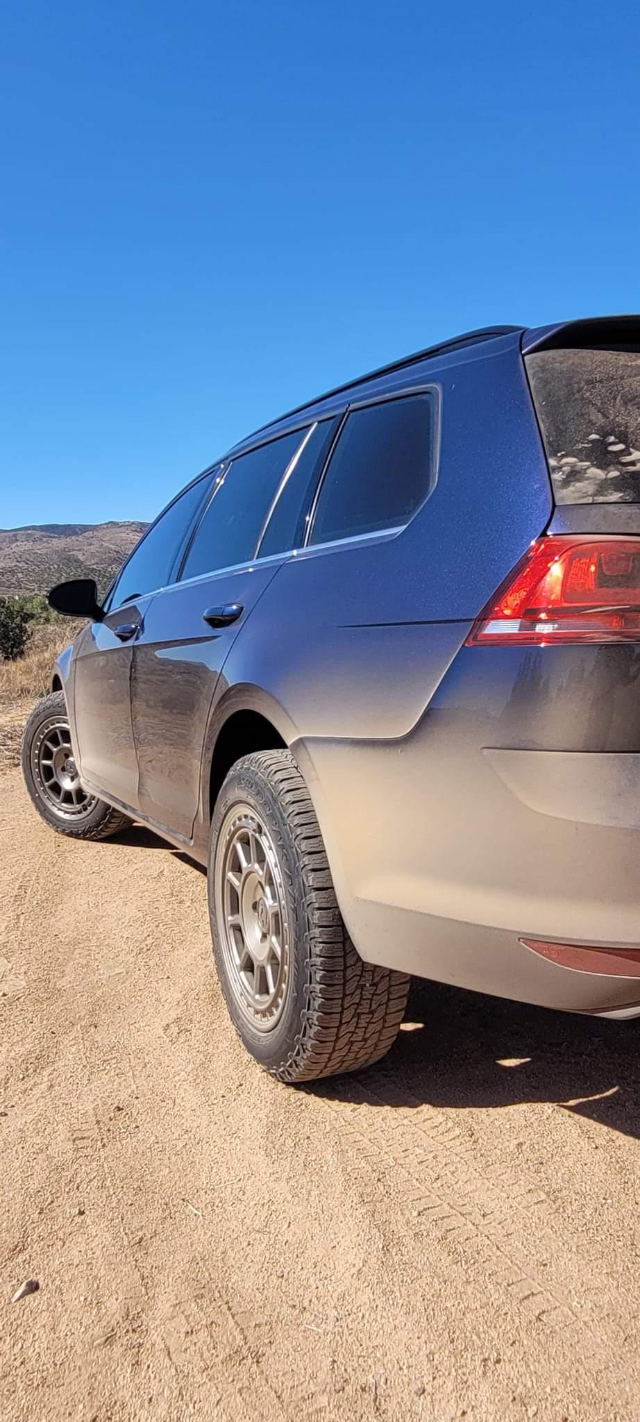 B2BFAB Mk7 Golf / Sportwagen Camber Correcting Lift Kit - Berg Peaks Off-Road