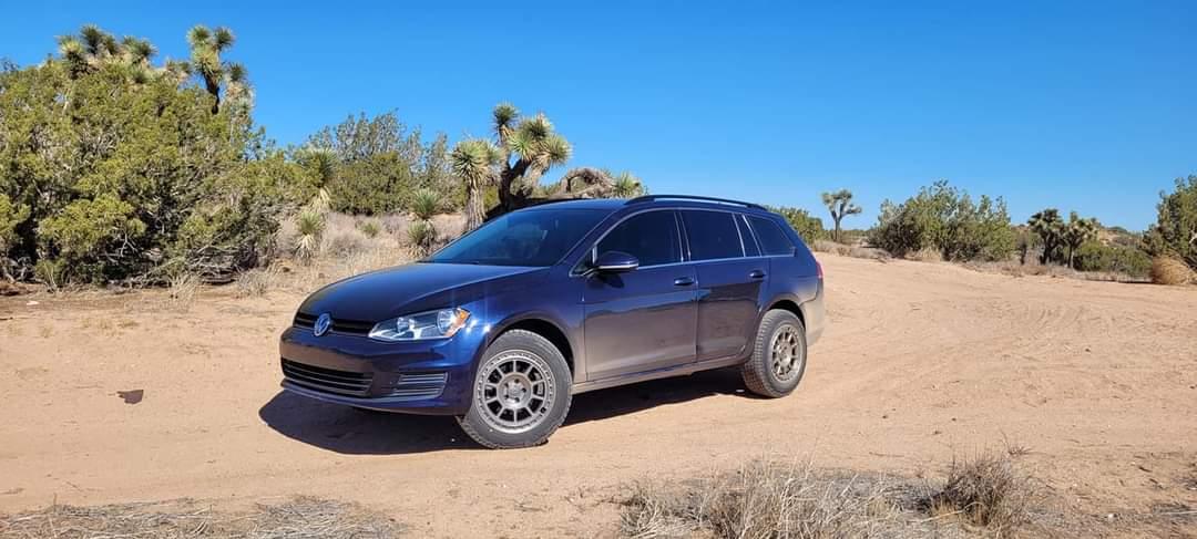 B2BFAB Mk7 Golf / Sportwagen Camber Correcting Lift Kit - Berg Peaks Off-Road