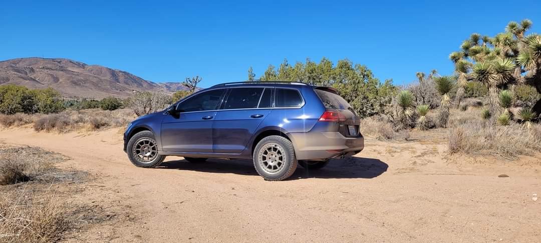 B2BFAB Mk7 Golf / Sportwagen Camber Correcting Lift Kit - Berg Peaks Off-Road