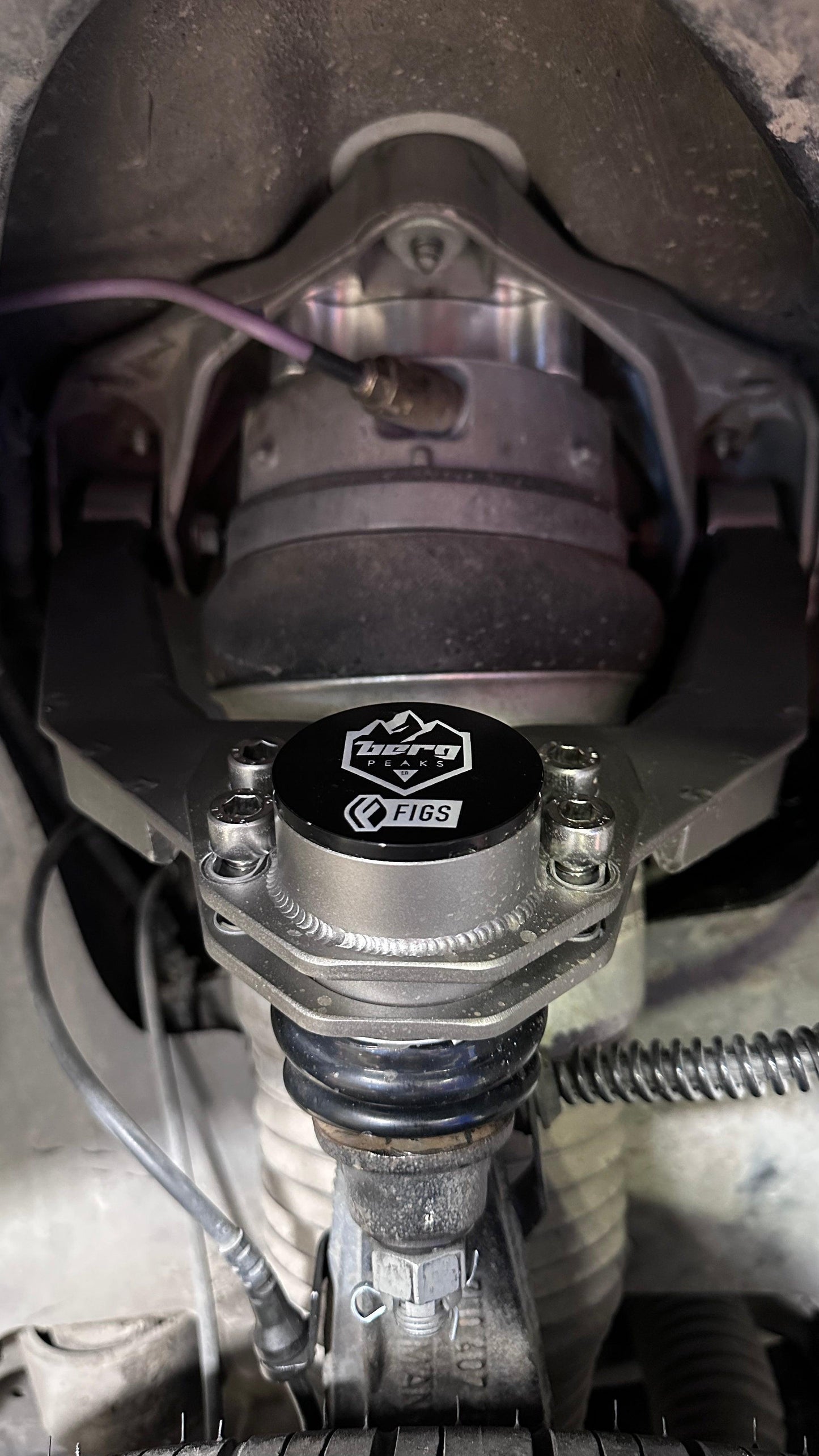 Peppa- 2004 Cayenne Turbo (1UP Commission Build)- SOLD - Berg Peaks Off-Road