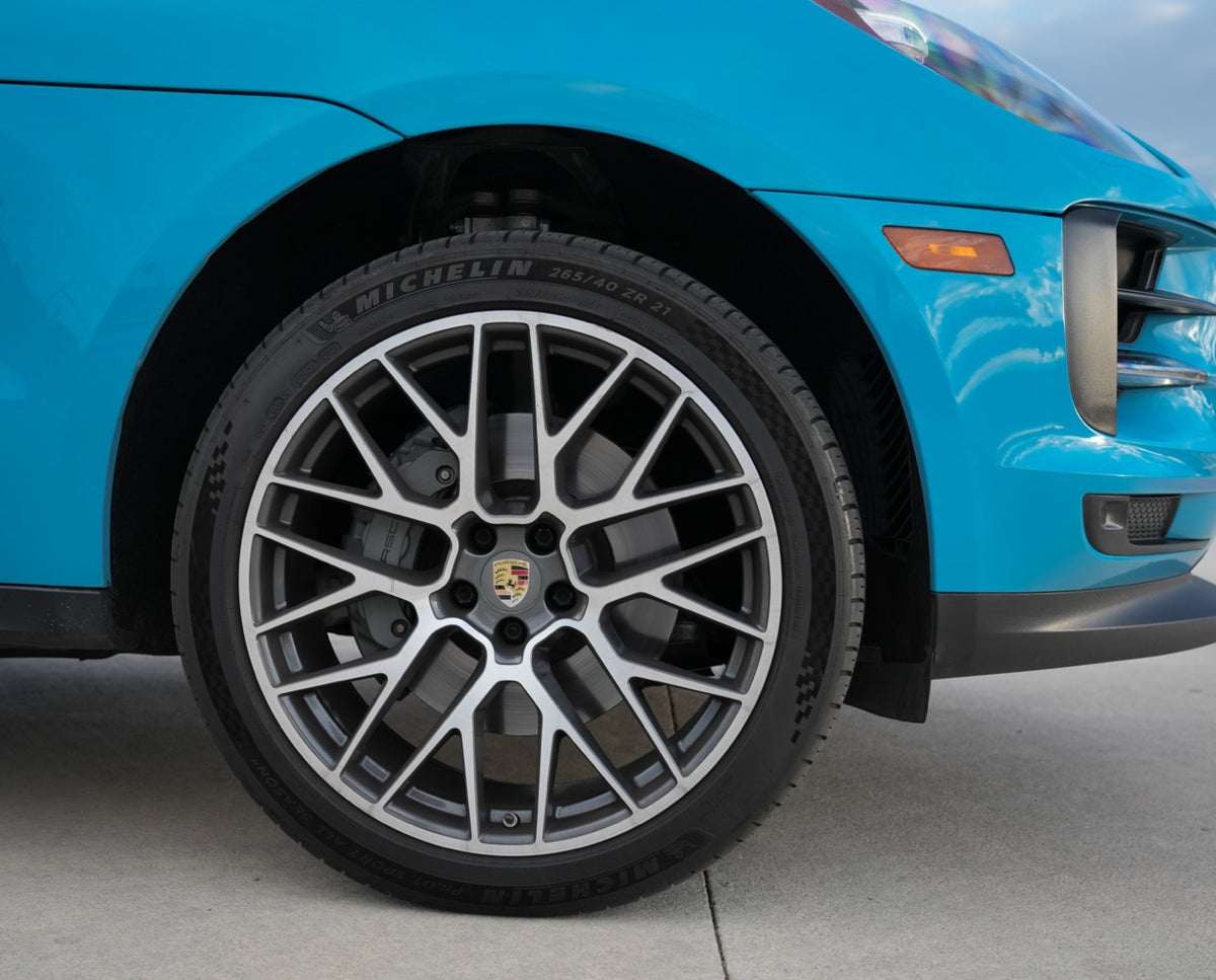 2019 Porsche Macan S - Miami Blue