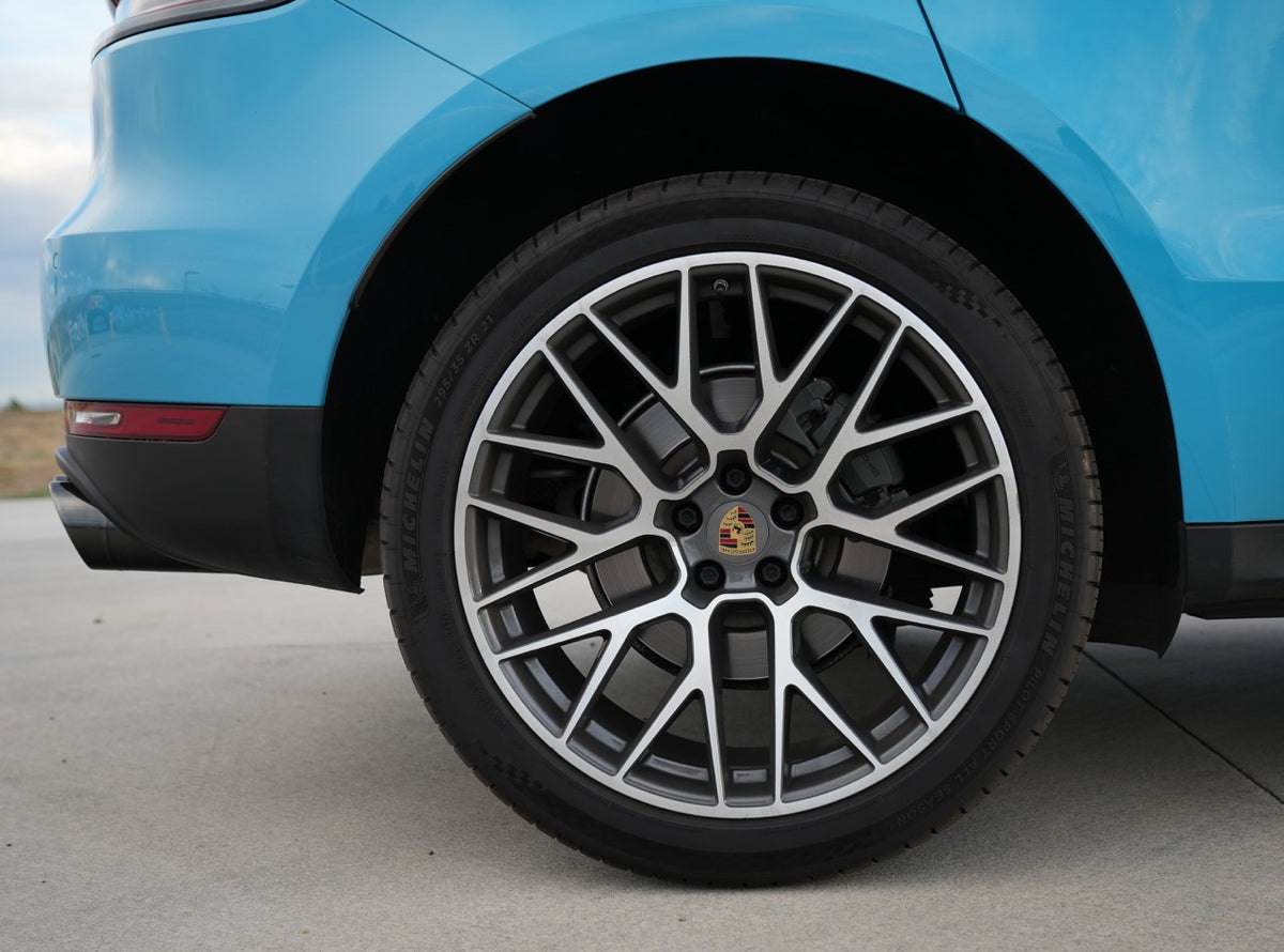 2019 Porsche Macan S - Miami Blue