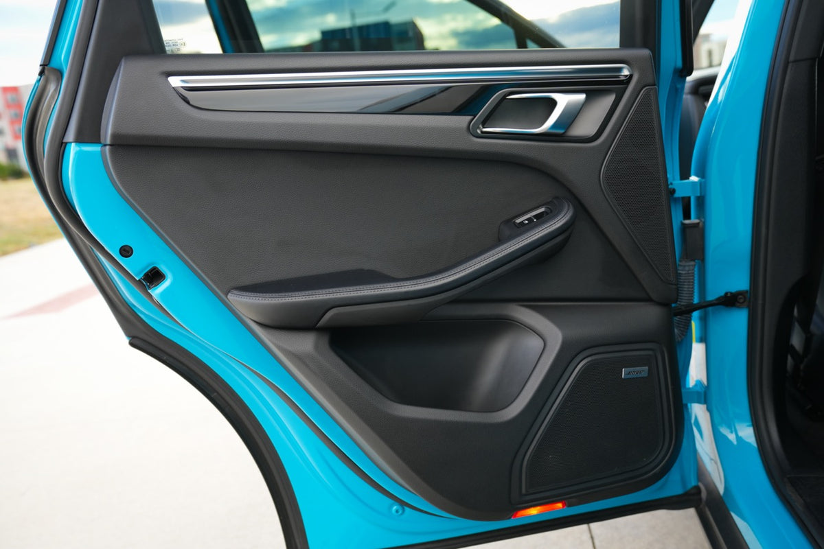 2019 Porsche Macan S - Miami Blue