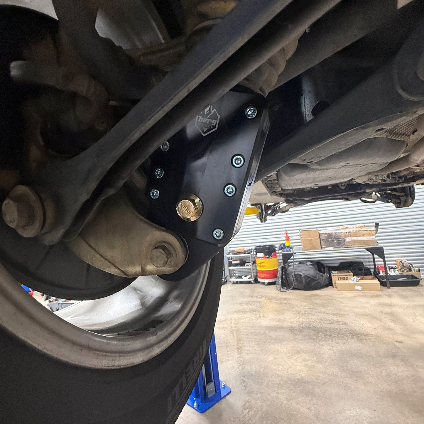 Berg Peaks Cayenne Gen 2 958 2.5" Air Suspension Lift Kit - PRE ORDER NOW