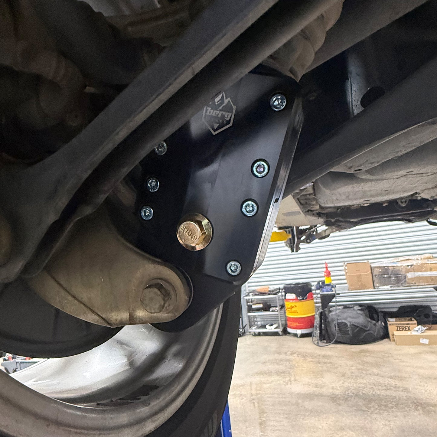 Berg Peaks Cayenne Gen 2 958 2.5" Air Suspension Lift Kit - PRE ORDER NOW